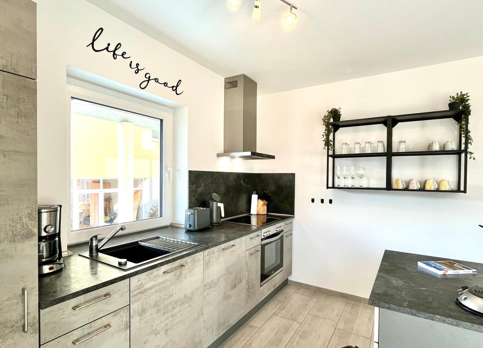 Ferienwohnung Moseltraum, 1-6 Pers, Mit 3 Schlafzimmer Und Panoramabalkon Müden Exterior foto