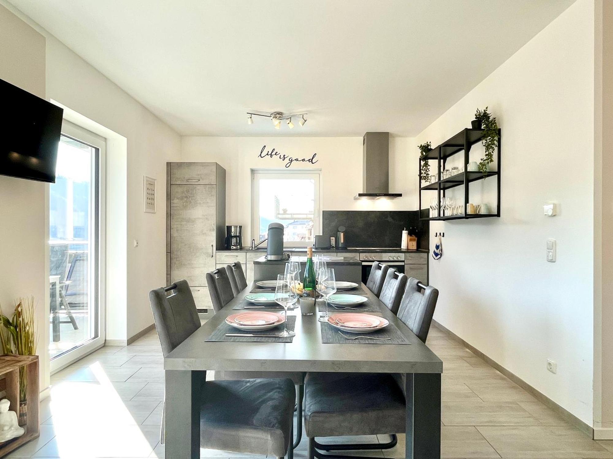 Ferienwohnung Moseltraum, 1-6 Pers, Mit 3 Schlafzimmer Und Panoramabalkon Müden Exterior foto